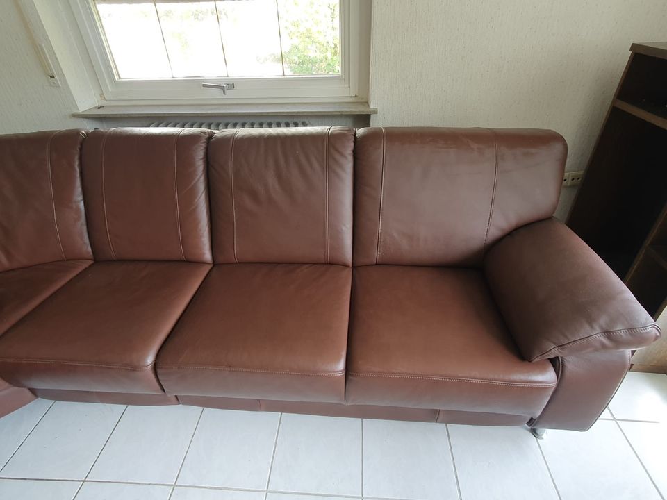 Haushaltsauflösung - Leder Couch neuwertig - Eckcouch in Waiblingen