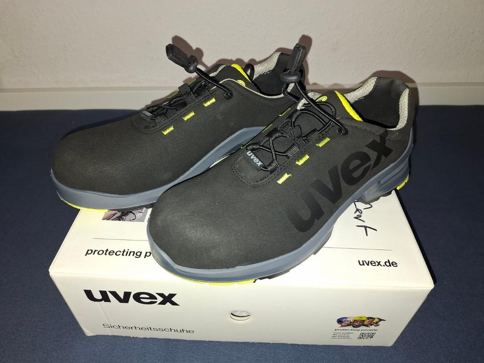 UVEX 1 Unisex Sicherheitsschuhe Schwarz/Gelb, Größe 43 in Hamburg