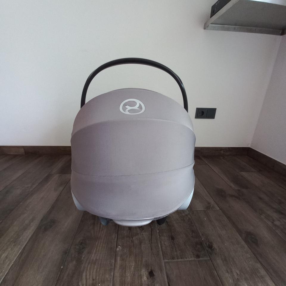 Cybex Cloud Z i-Size Babyschale, MaxiCosi Neugeborene in Berching