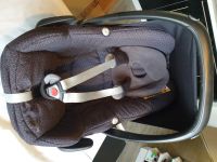 Maxi Cosi Pebble Family fix mit Isofix Station Hessen - Liebenau Vorschau