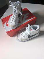 Nike Blazer MID '77(GS) DA4086 100 Nordrhein-Westfalen - Sprockhövel Vorschau
