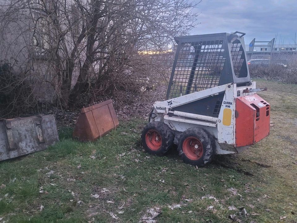 Suche landwirtschaftliche Maschinen, Stapler,traktor,radlader, in Dortmund