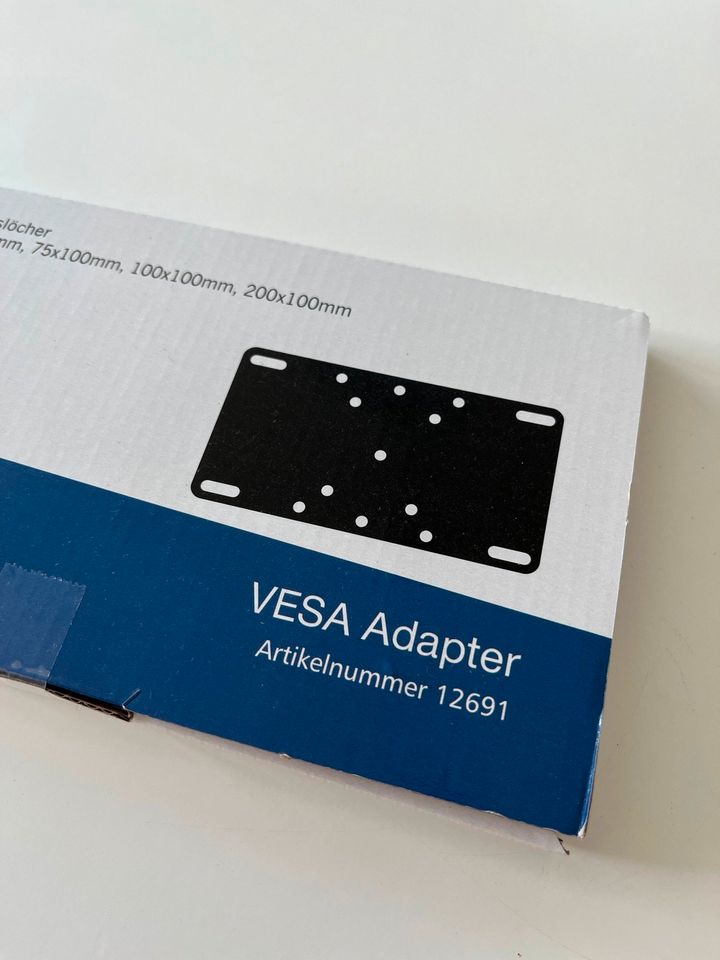 Adapter für Monitor / Fernseher, 75/100 auf bis 200 x 100 Platte in Borstel-Hohenraden
