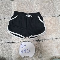 Mädchen shorts gr 110 Niedersachsen - Sulingen Vorschau