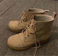 Winterstiefel / Ankle Boots, beige, Gr. 38 Berlin - Lichtenberg Vorschau