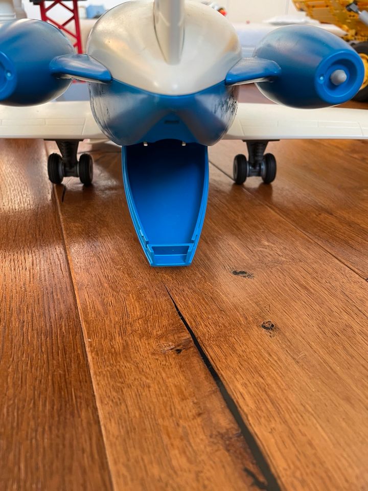 Playmobil Flugzeug in Renningen
