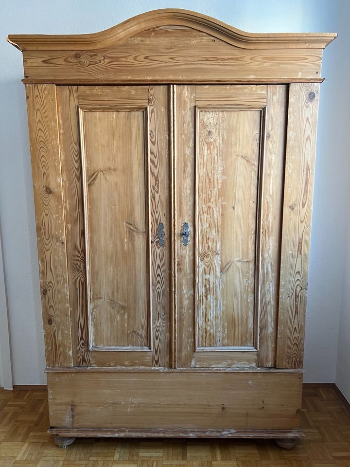 Alter Bauernschrank | Holzschrank | H204xB140xT50cm in Schwetzingen