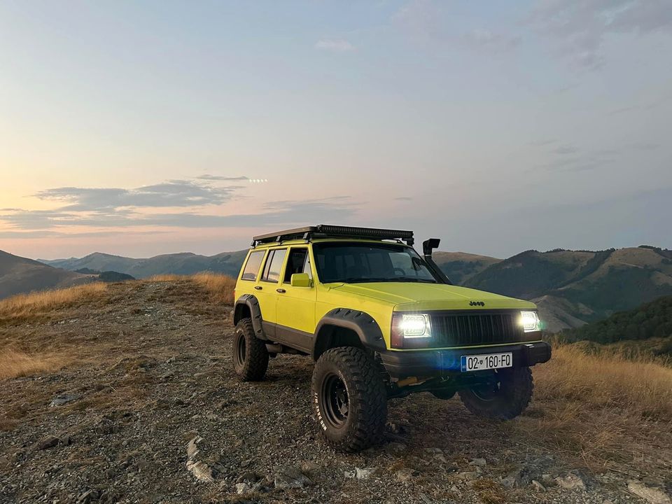 Jeep Cherokee 4.0 Offroad Rough Country 1990 Tausch Möglich in Stuttgart