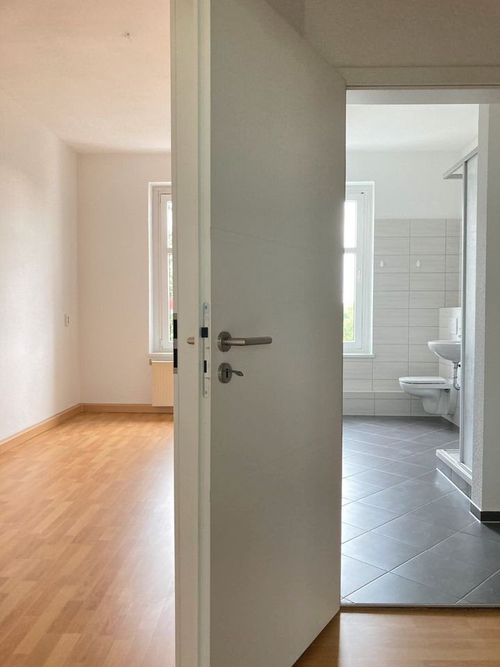 Sanierte 2 Zimmerwohnung - mit modernem Tageslichtbad - Provisionsfrei in Leipzig
