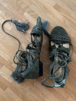 Promod Sandalen Römersandalen Sandaletten Sommerschuhe Khaki Hamburg-Nord - Hamburg Langenhorn Vorschau