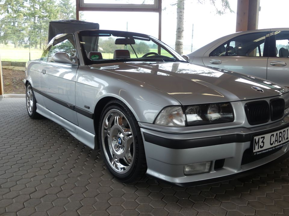 BMW M3 Cabrio 3.2 e36 Erstlack Original+Rostfrei in Bad Salzungen