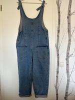 Damen Latzhose Jeans Gr. L Thüringen - Saalfeld (Saale) Vorschau