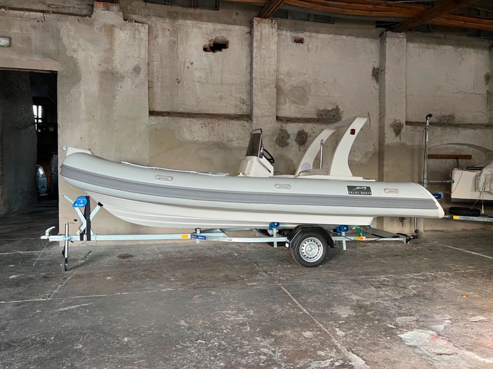 NEU Schlauchboot RIB VALUE F540 HYPALON Festrumpfschlauchboot in Berlin