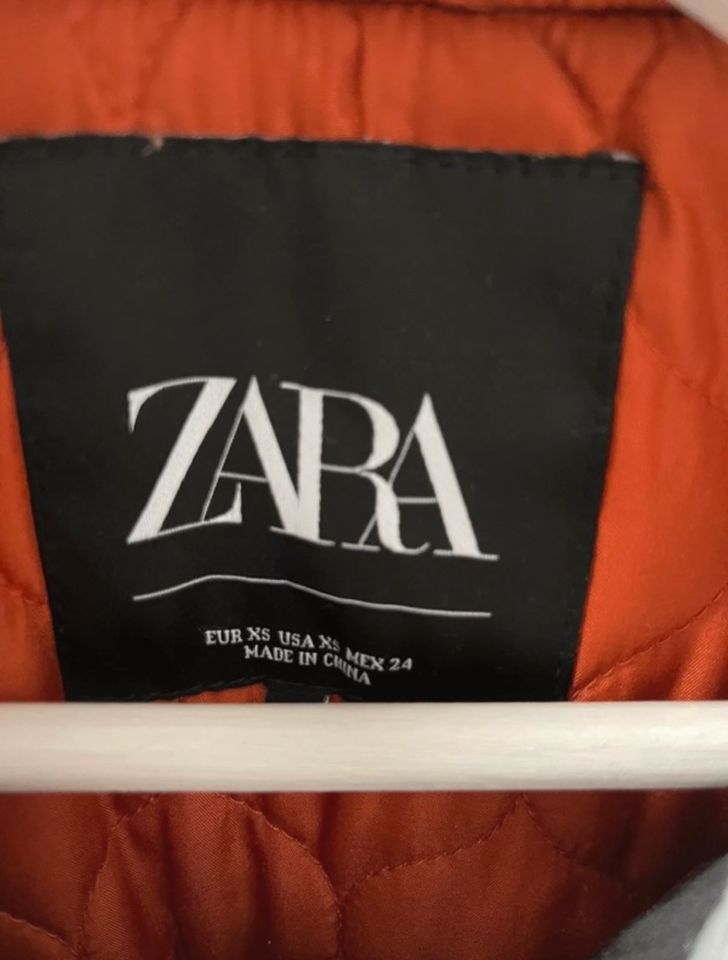 Bomber Jacke von Zara in Größe XS in Erftstadt