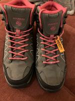 Neue Dockers Outdoor Treckingstiefel Größe 41 Wanderstiefel Bayern - Gesees Vorschau