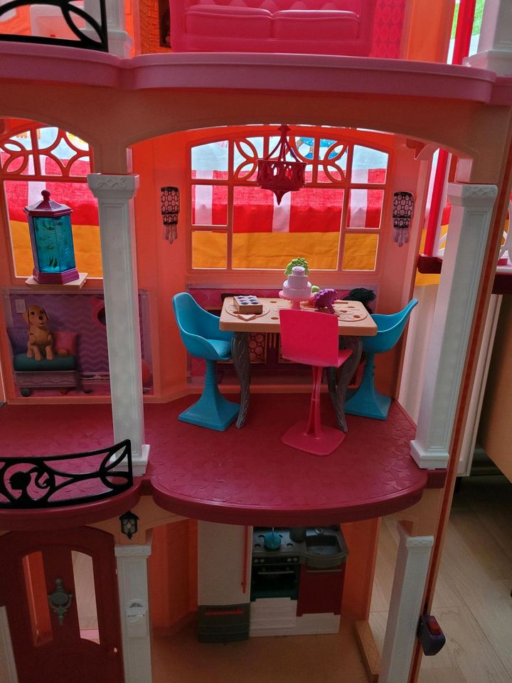 Barbiehaus in Mönchengladbach