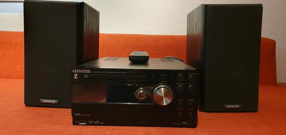 KENWOOD RD- K 501 USB schwarz Hifi-Stereoanlage mit Lautsprecher in Knittlingen