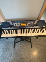 Piano (YAMAHA PSR-260) mit Ständer in gutem Zustand Niedersachsen - Wolfenbüttel Vorschau