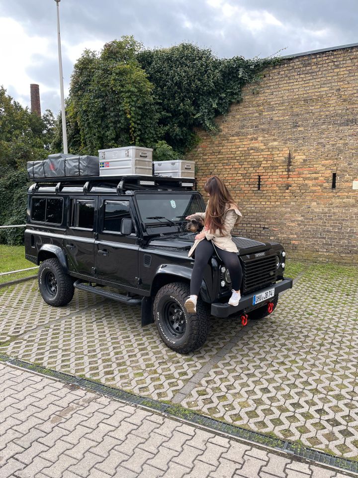 Land Rover Defender 110 TD5 Camper in Velten