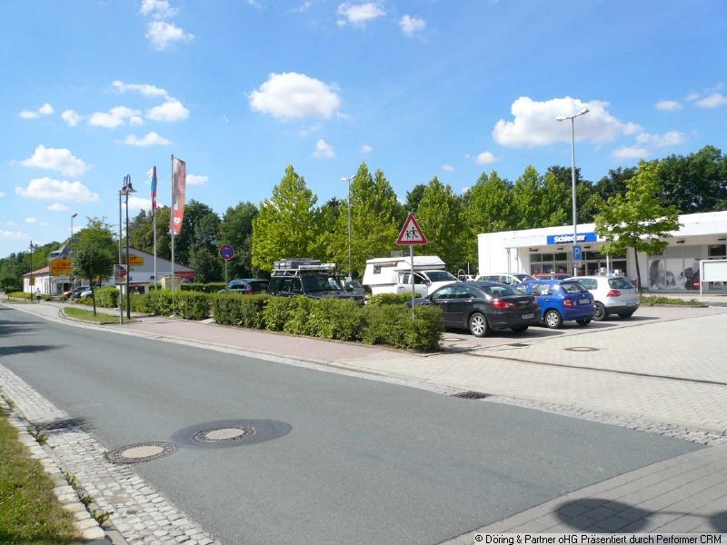 Ladenfläche im Zentrum der Stadt Berga Elster neben NETTO Markt und Schule in Berga/Elster