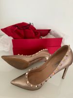 Original Valentino Garavani Leder Pumps High Heels Gold Gr 38 Baden-Württemberg - Rielasingen-Worblingen Vorschau