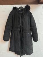 GUESS Winterjacke Schwarz Bayern - Schlüsselfeld Vorschau