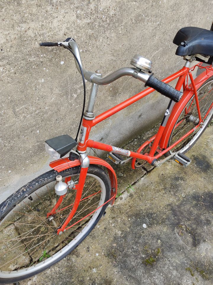 DDR Fahrrad IFA Touring Rot Herrenrad sehr guter Zustand in Schöneiche bei Berlin