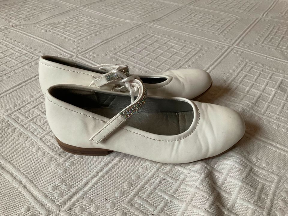 Sommerkind Ballerinas weiß Gr. 35 Kommunion Schuhe Sommer Leder in Oberursel (Taunus)