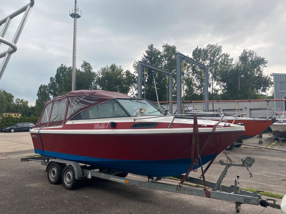 Sportboot/Motorboot/Kajütboot in Bad Saarow