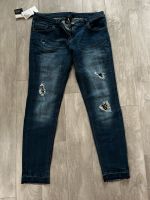 Neue Jeanshose Hose mit Etikett Gr. 40 Nordrhein-Westfalen - Hückelhoven Vorschau