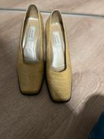 Ariane Absatzschuhe Größe 40 beige Croco Optik Niedersachsen - Oldenburg Vorschau
