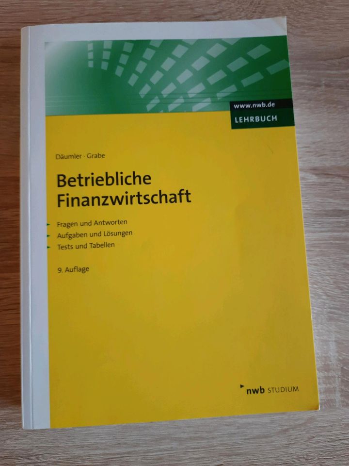 Lehrbuch Betriebliche Finanzwirtschaft - Däumler/Grabe in Legau