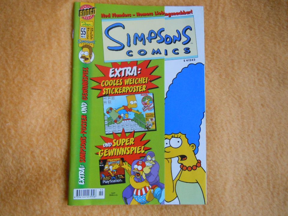 Simpsons Comics 55 2001, 57 2001 mit Stickerposter  Comic-Heft RA in Aachen