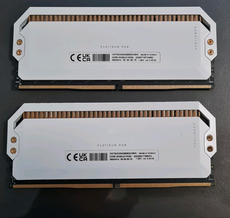 32GB (2x16GB) Corsair Dominator RGB Weiß DDR5-5600 CL36 in Schönermark