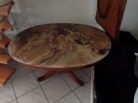 Tisch oval mit Marmor platte. Retro Niedersachsen - Hemmingen Vorschau