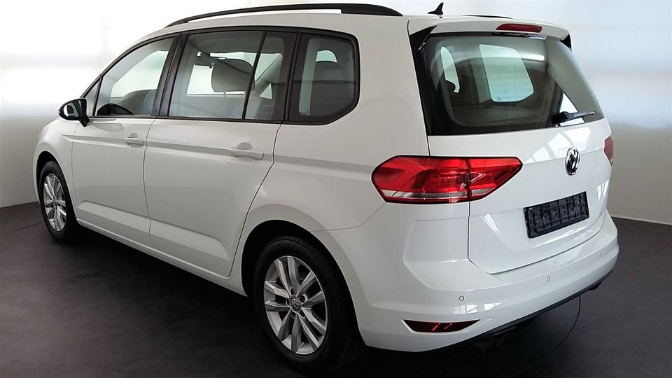 Volkswagen Touran 2.0 TDI SCR Comfortline BMT in Metzingen