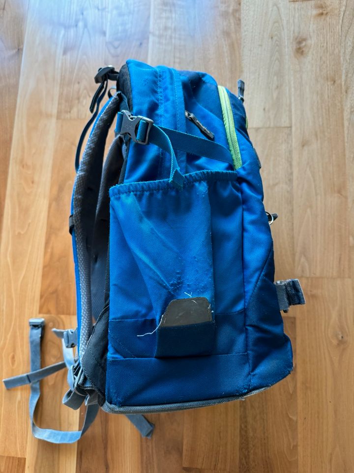 Schulrucksack, Marke Deuter inkl. Sporttasche in Schuttertal