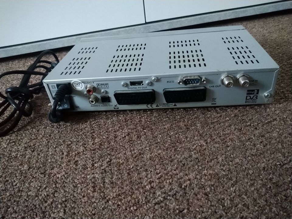 Sat receiver zehnder zx 2300 H in Neumünster