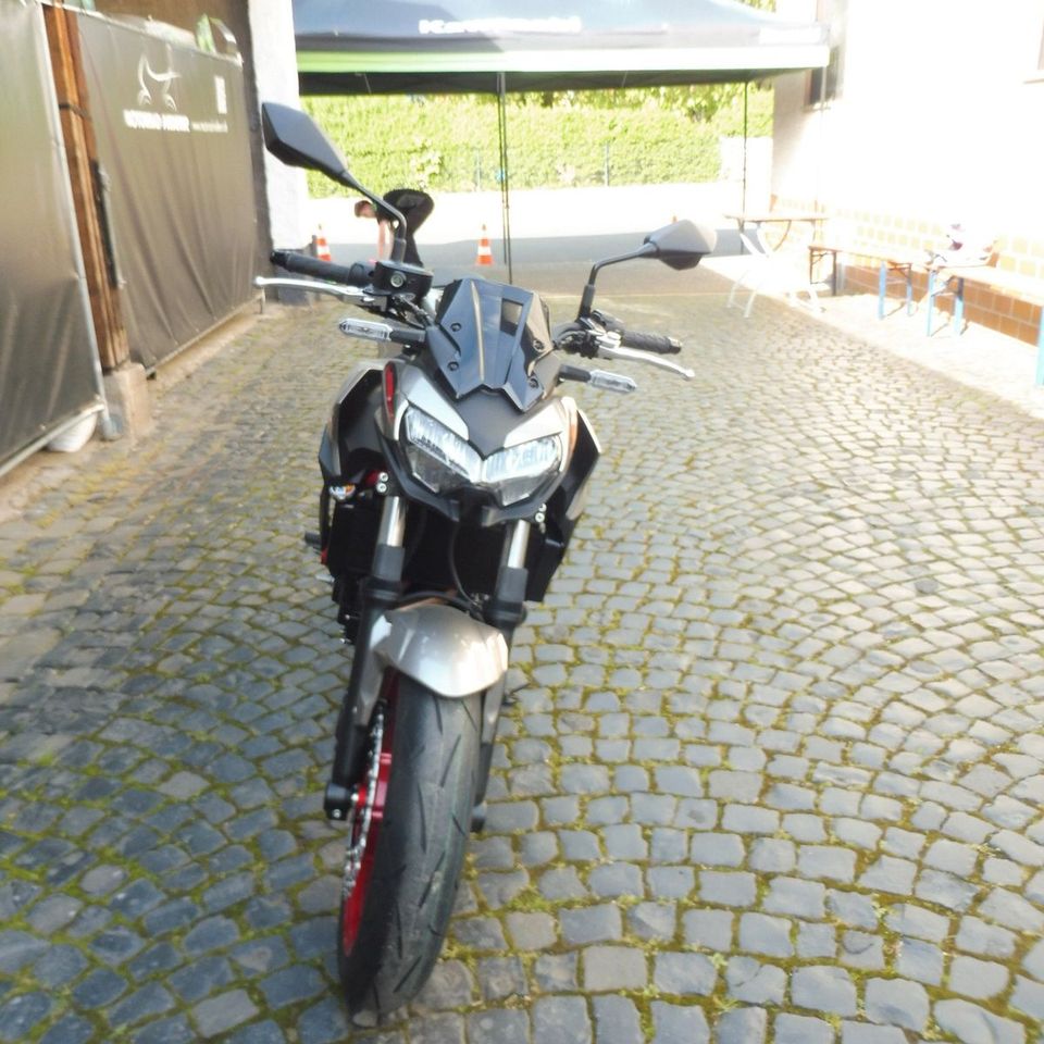 Kawasaki Z 650 in Langenselbold