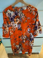 H&M ❤️ Süßes Sommer Kleid Tunika Trompetenärmel Blumenmuster rot Nordrhein-Westfalen - Tönisvorst Vorschau