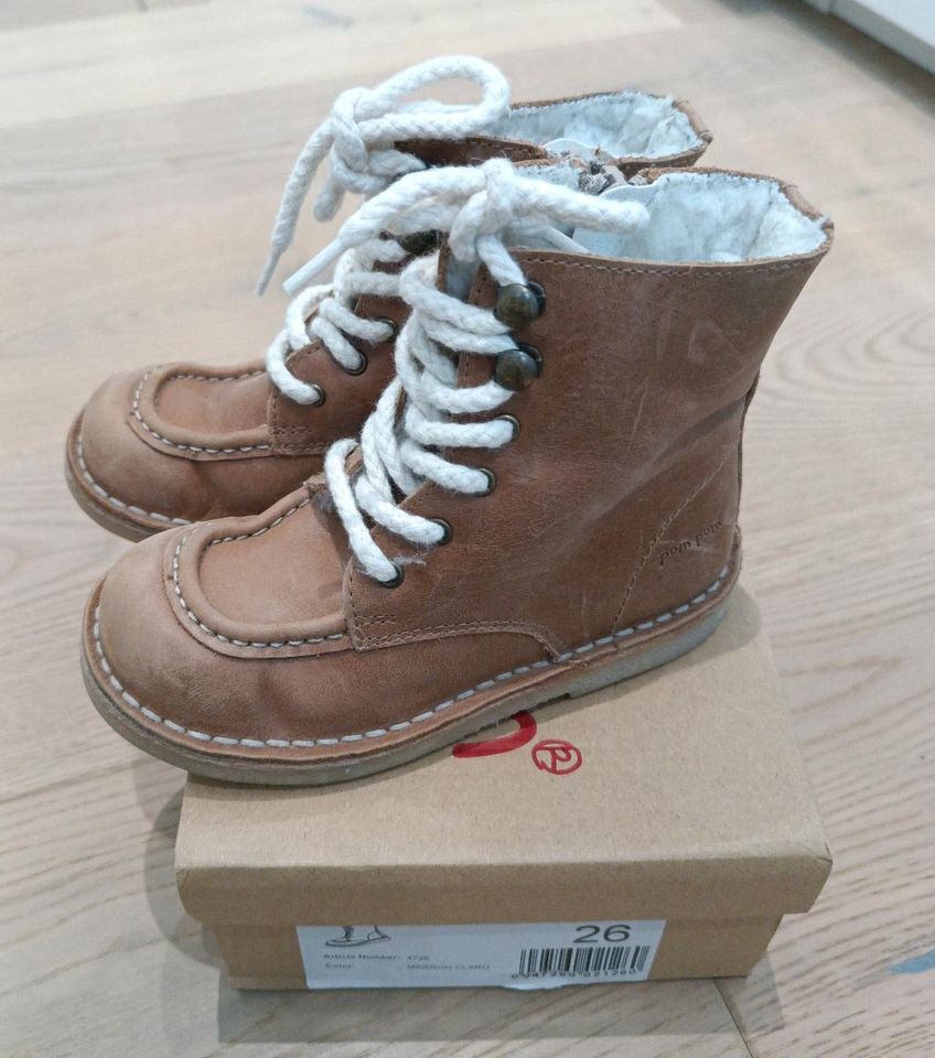 Pom Pom Winterstiefel Leder Boots Wollfutter Gr. 26 in Bergheim