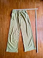 Stradivarius Hose grün hellgrün ähnl. Leinen weit wide leg 36 S Rheinland-Pfalz - Bodenheim Vorschau