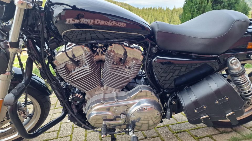 Harley Davidson XL 883 L in Forbach