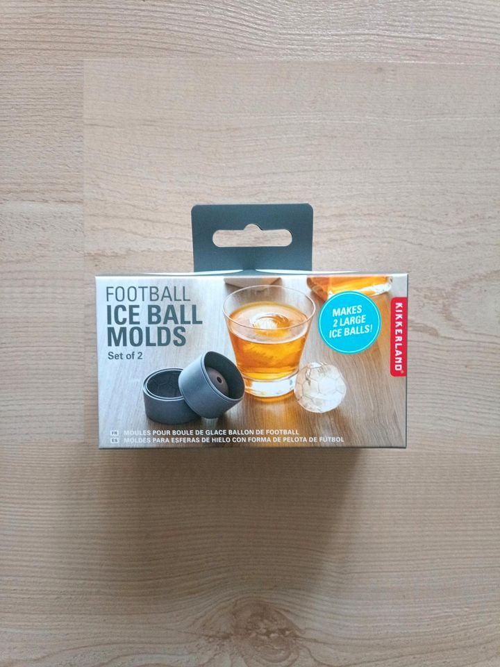 Kikkerland Soccer Ball Ice Molds