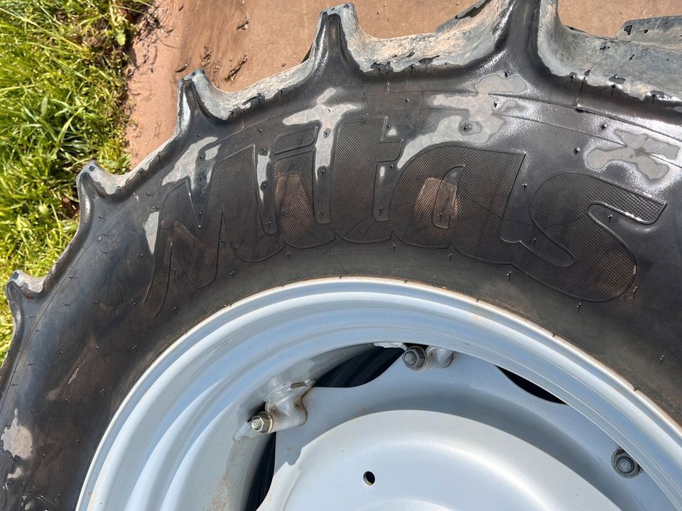 Mitas Reifen 420/85 R 34 in Durmersheim