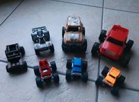 7 Monstertrucks Quads mit Schwungrad Modellauto Spielzeugautos Dresden - Weixdorf Vorschau