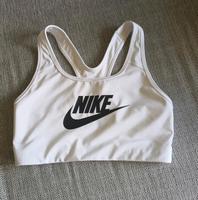 NIKE Sportbustier Top neu Gr.M Sachsen - Chemnitz Vorschau