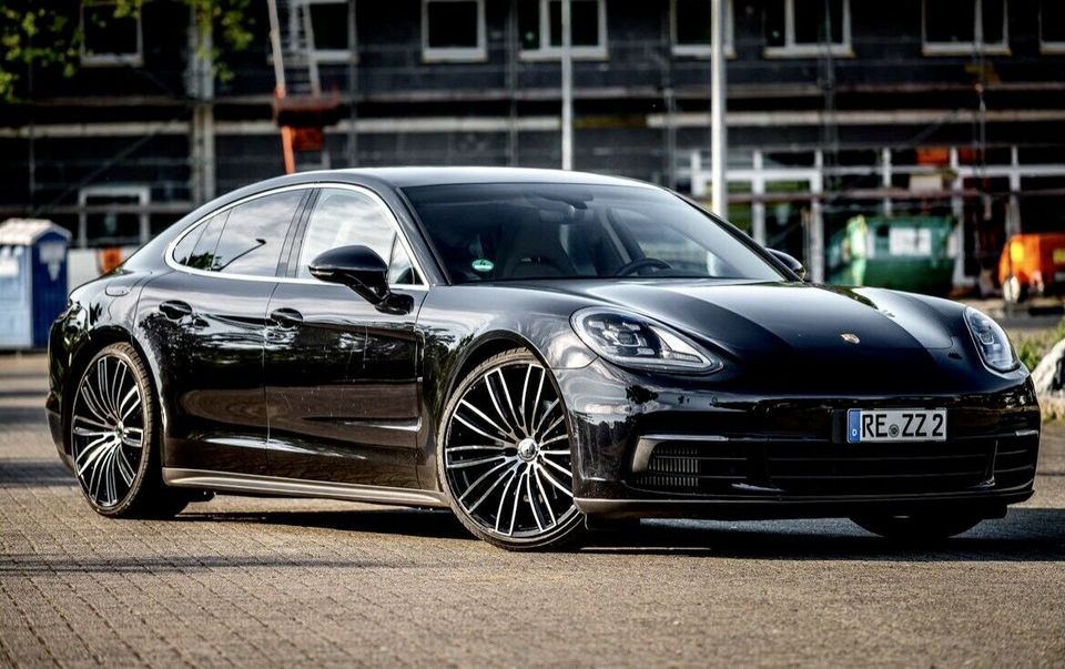 Premium PKW mieten / Porsche Panamera 4S bei Trans-Cars in Recklinghausen