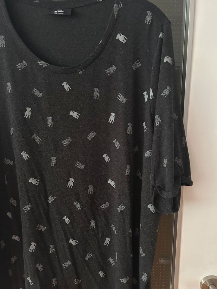 Süßes Shirt mit Hunden grau Größe 52/54 in Köln