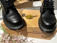 Dr. Martens Größe 40 UNGETRAGEN Bayern - Mammendorf Vorschau